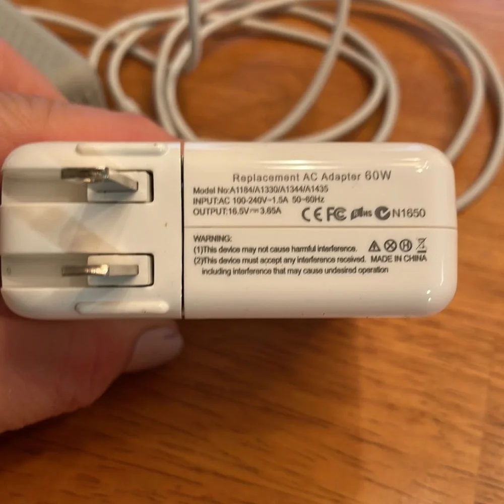 Replacement Adapter for Lap Top Computer